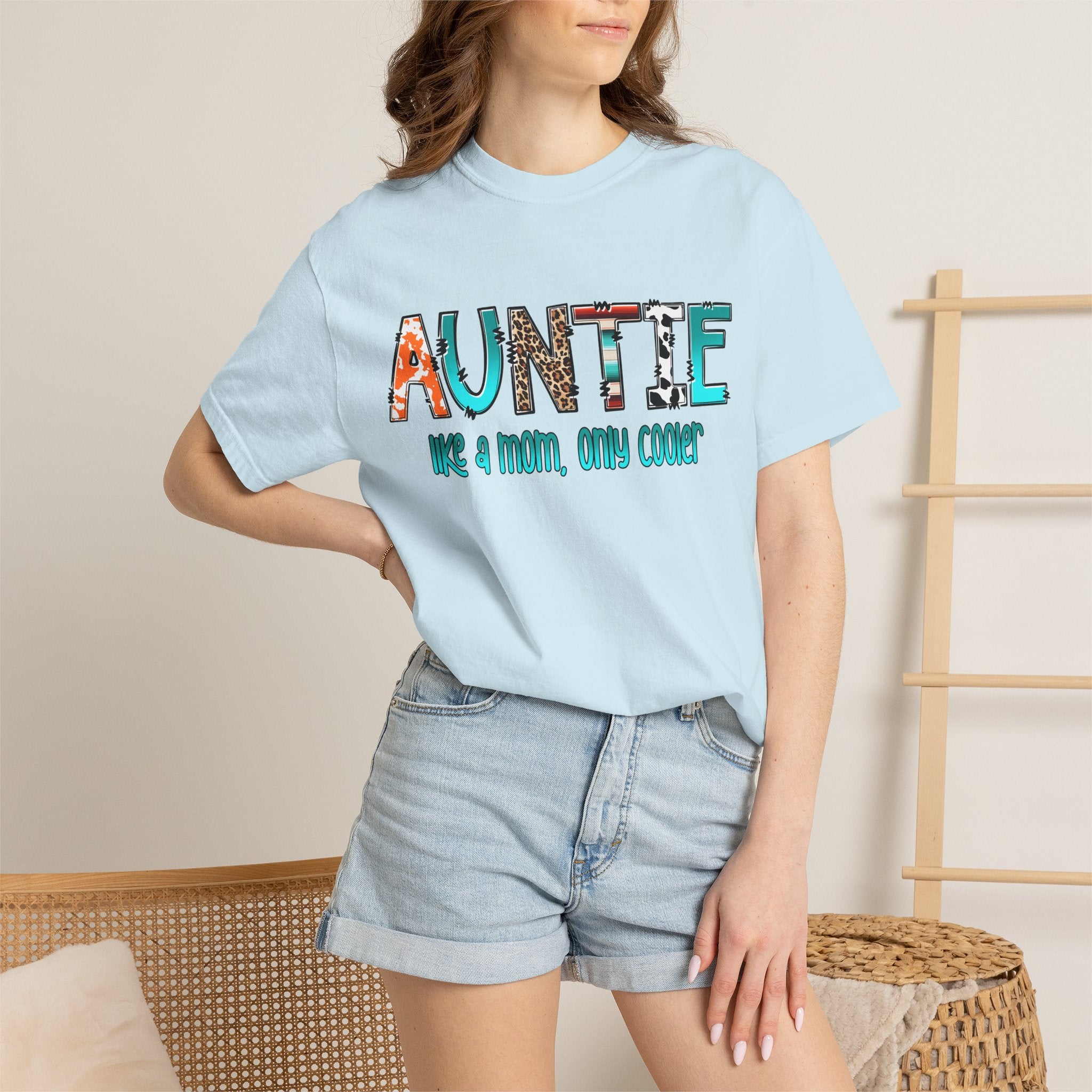 Auntie Graphic Tee — "Auntie like a mom, only cooler" Cute Family Gift