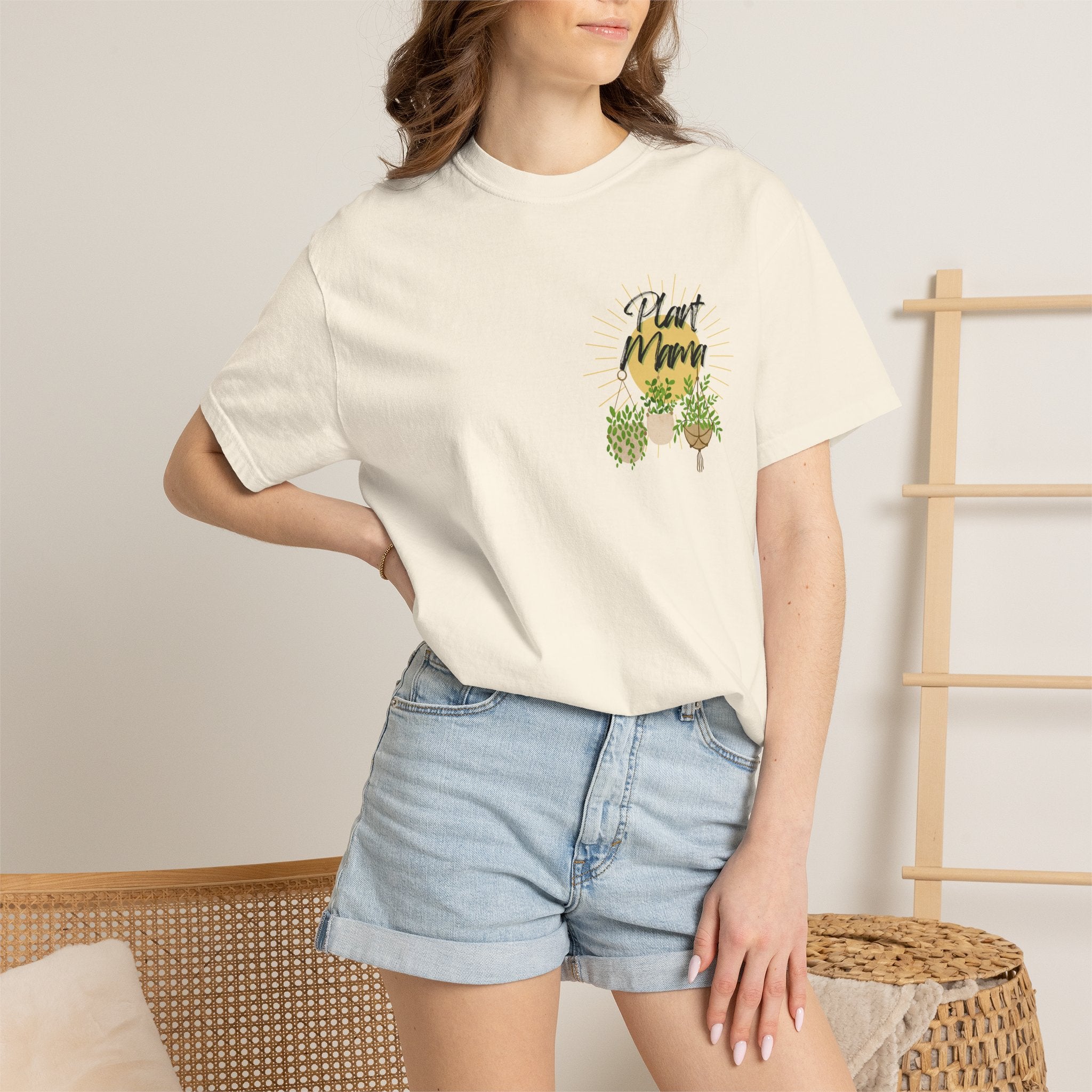 Plant Mom T‑Shirt — Botanical Graphic Tee (Front Text: "Plant Mom")