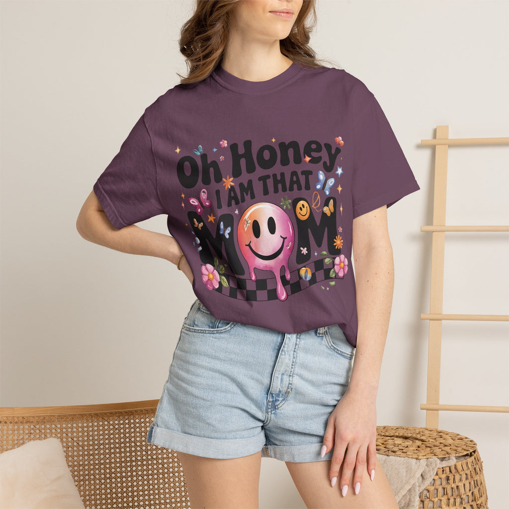 Oh Honey I Am That Mom T-Shirt — Funky Retro Smiley Mom Graphic Tee for Mother’s Day