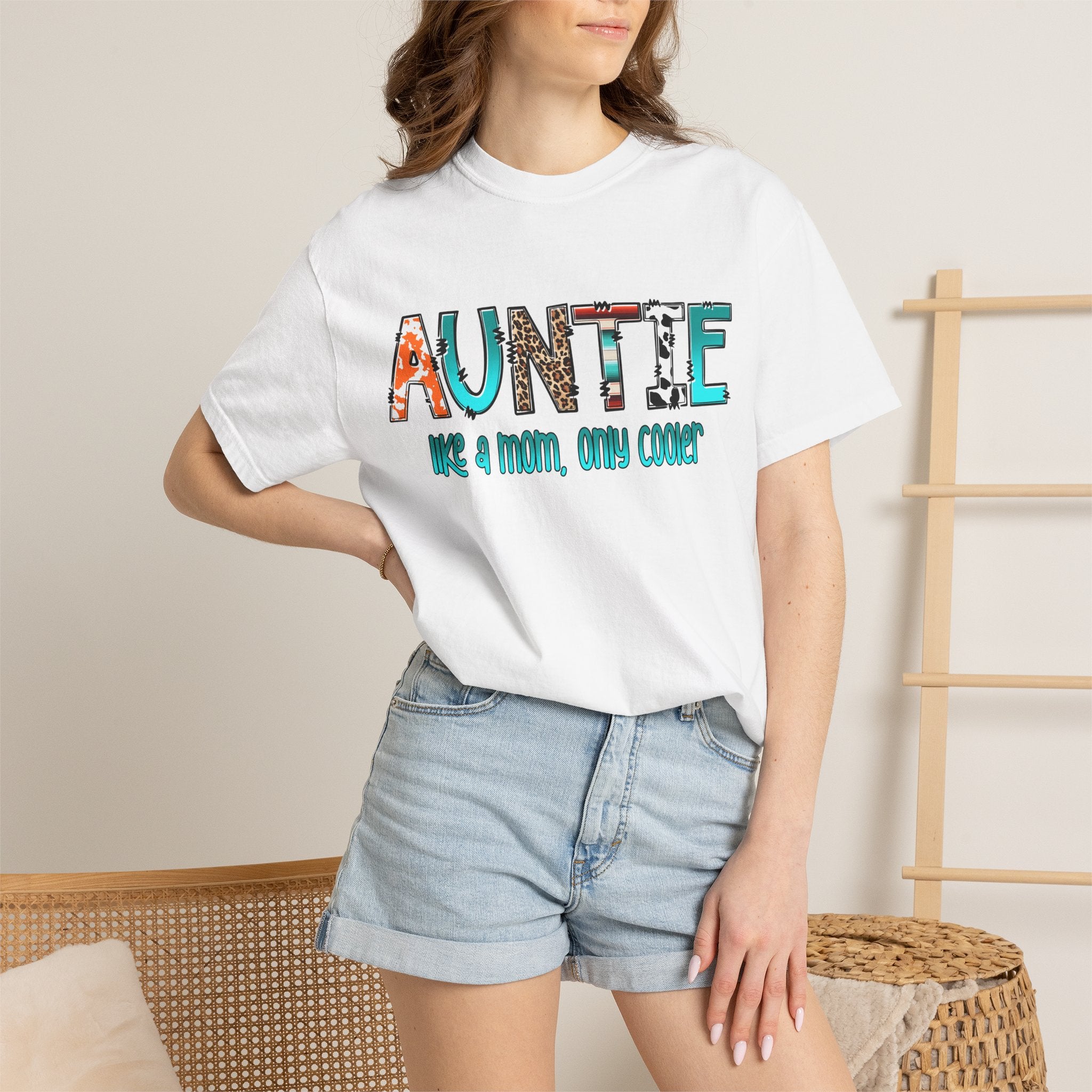 Auntie Graphic Tee — "Auntie like a mom, only cooler" Cute Family Gift